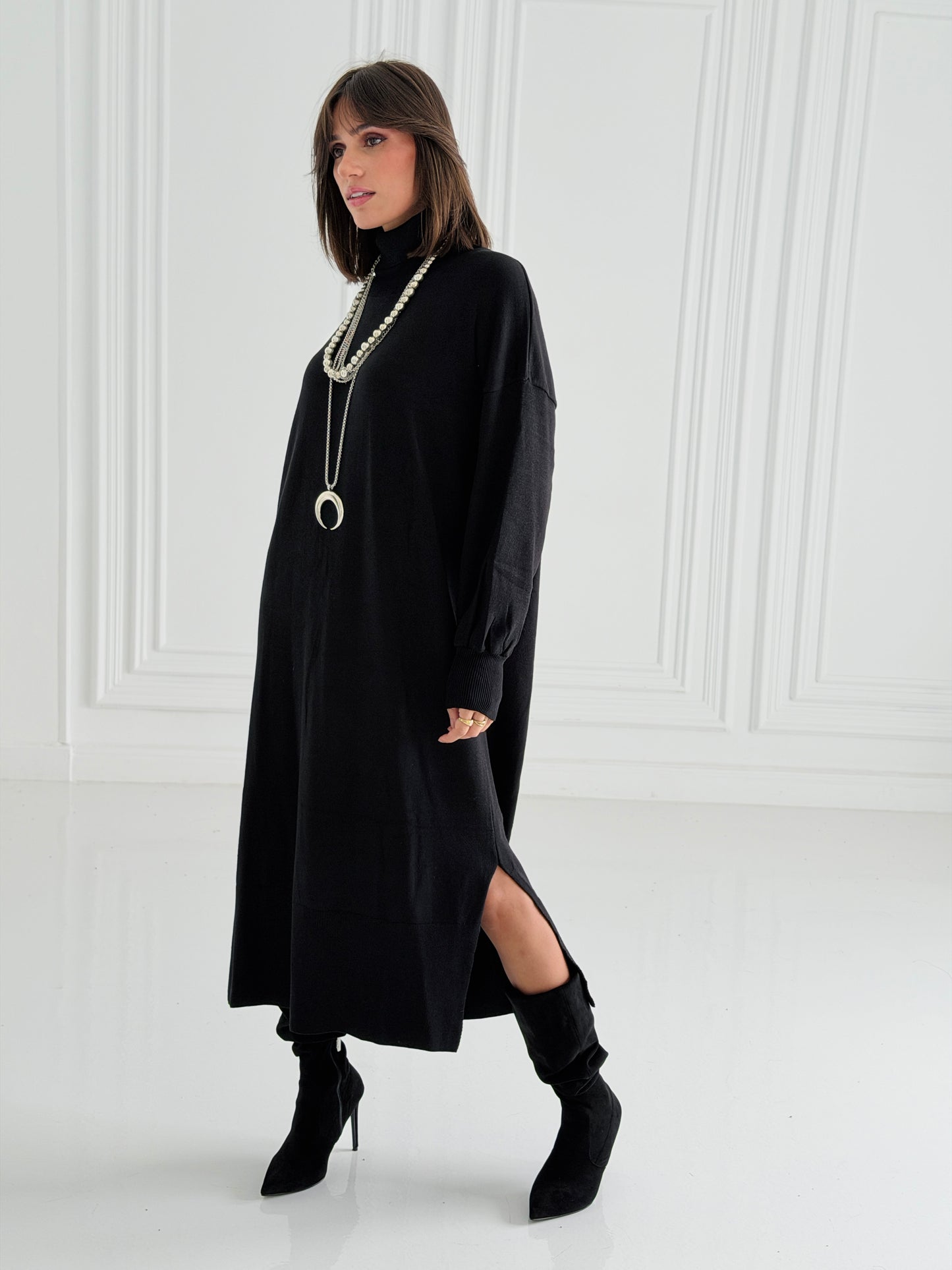 Soft Aura Dress In Black