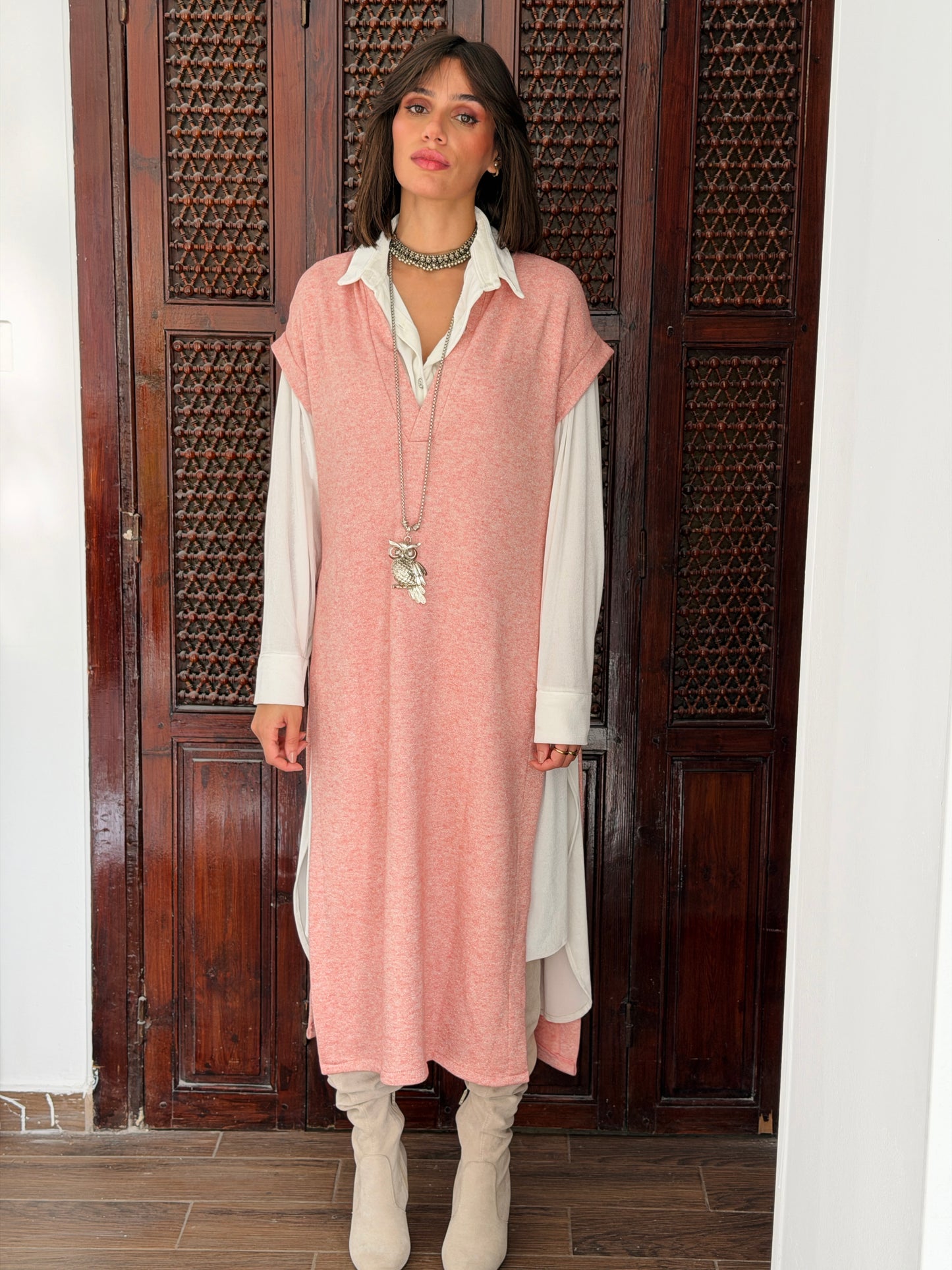 Shimmer Essence Knit Vest In Pink