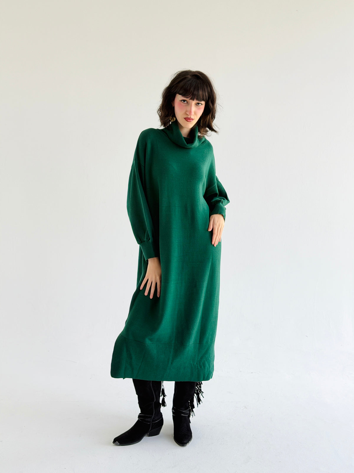 Soft Aura Dress In Emerald Green