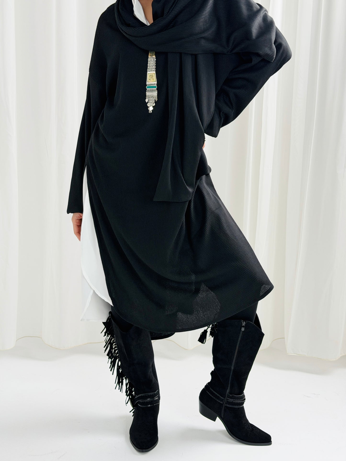 Scarf Flow Dress -Black