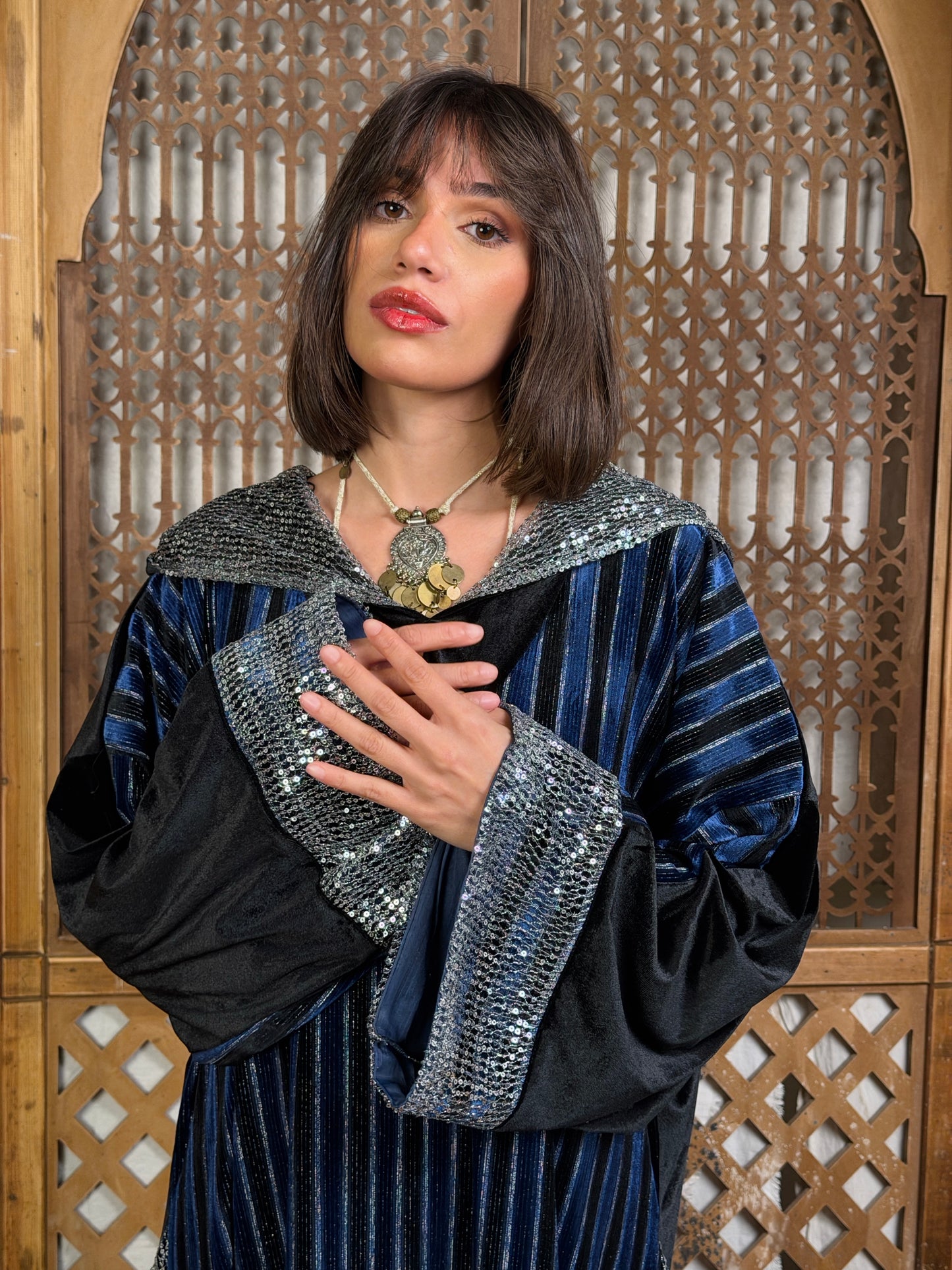 وَدّ — Wodd Sequin Hooded Velvet in Navy