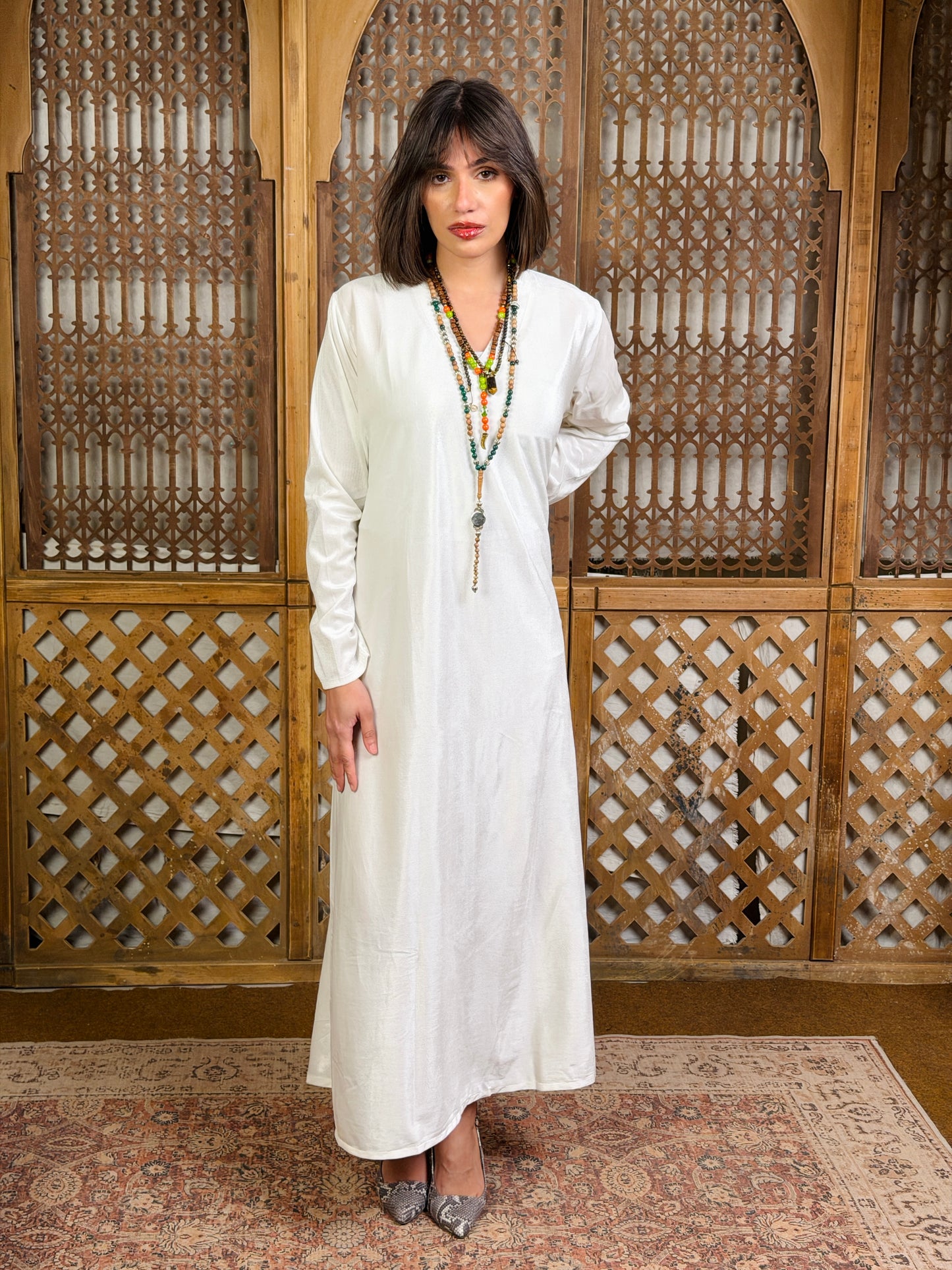 Lamsa - لَمْسَة Velvet Dress with adjustable belt"off-white"