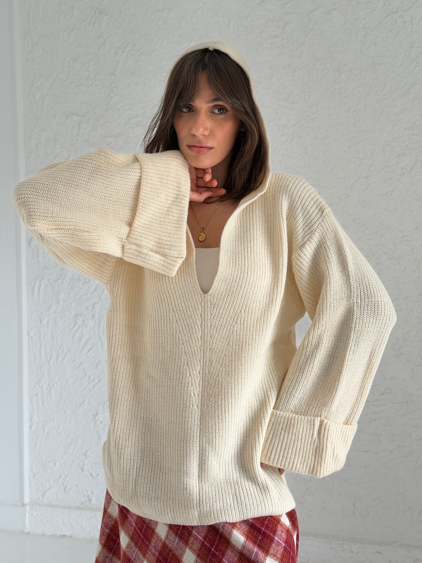 Hoodie V-Neck sweater