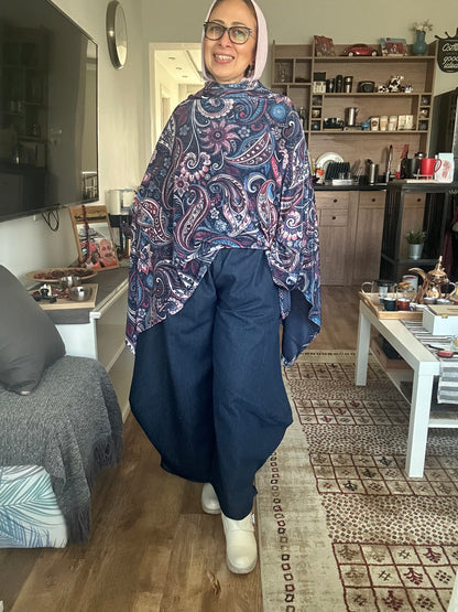 ‎	 مَوَدَّة — Mawadda 
Velvet Navy Poncho
