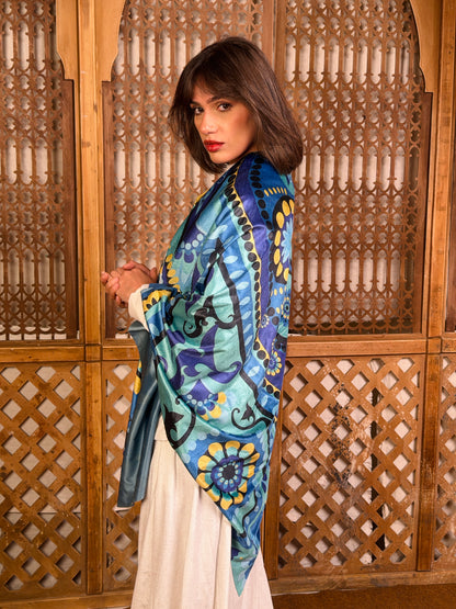 Moonveil squared velvet scarf in Turquoise