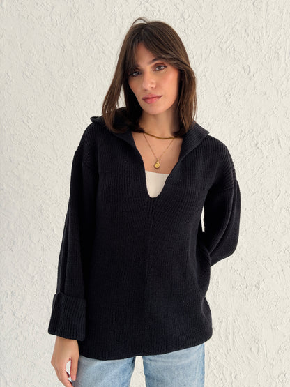 Hoodie V-Neck sweater