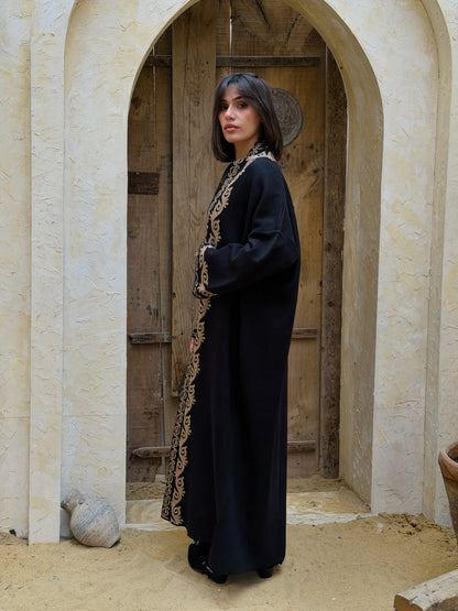 Sultana — سُلْطانة
Shimmering Knit Kaftan