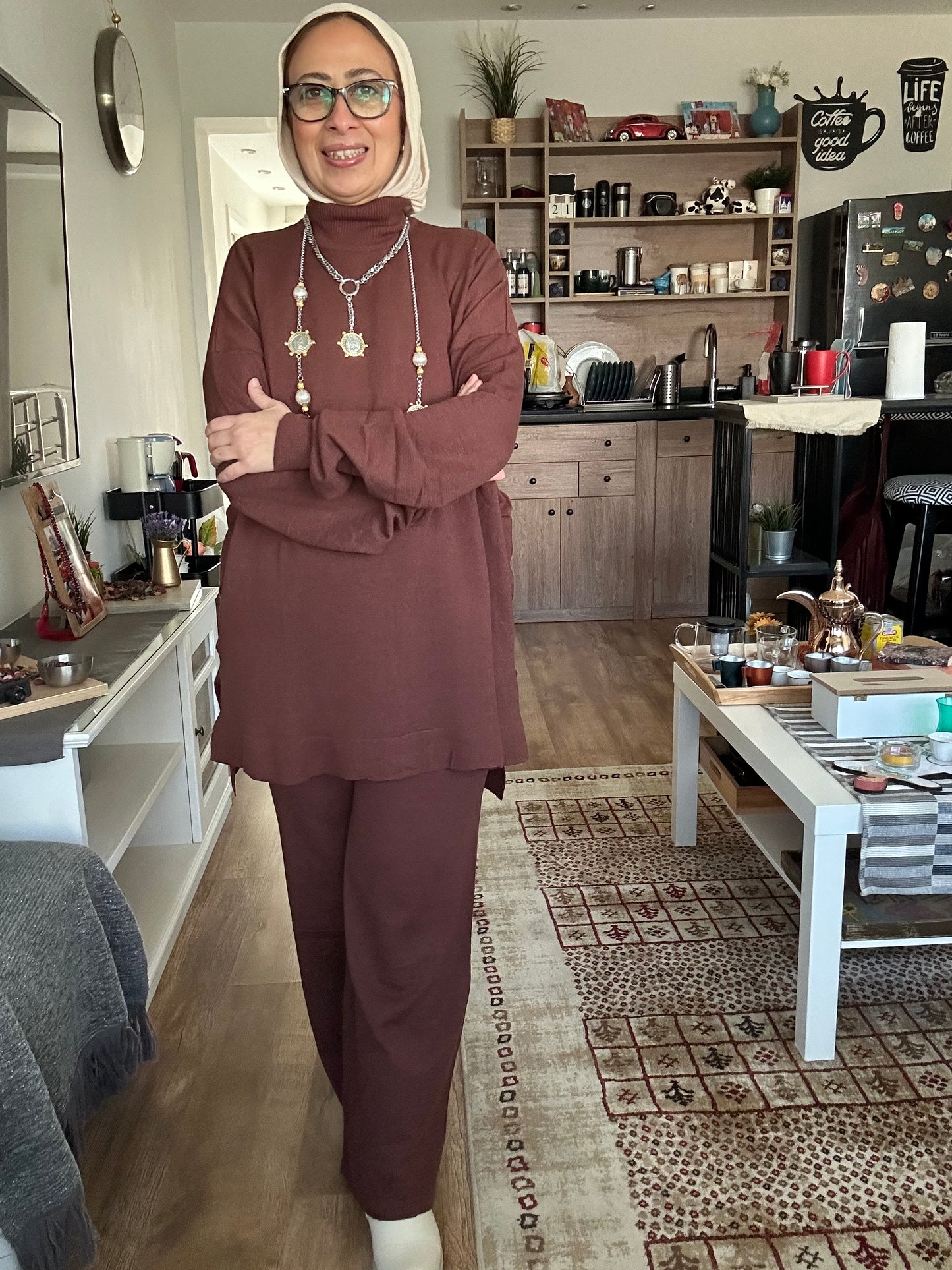 Knitted Love set in chocolate Brown