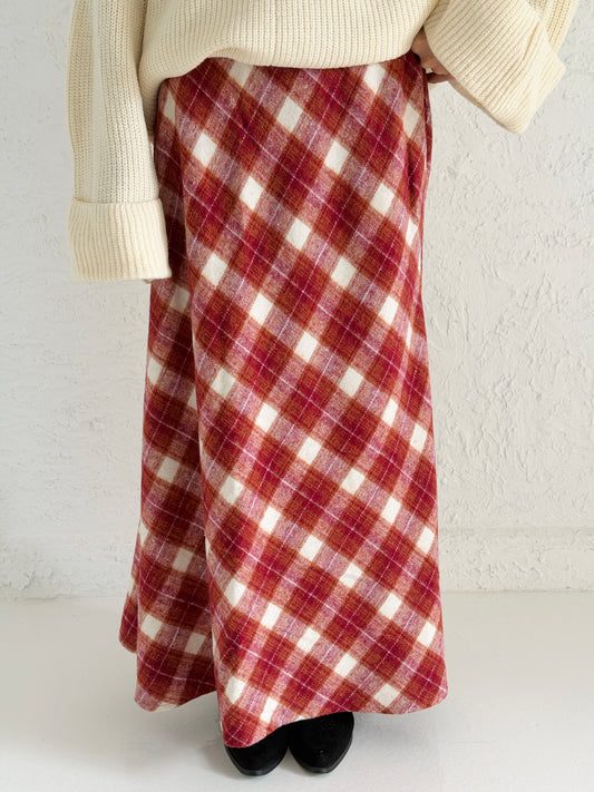 Checked Maxi skirt in Red