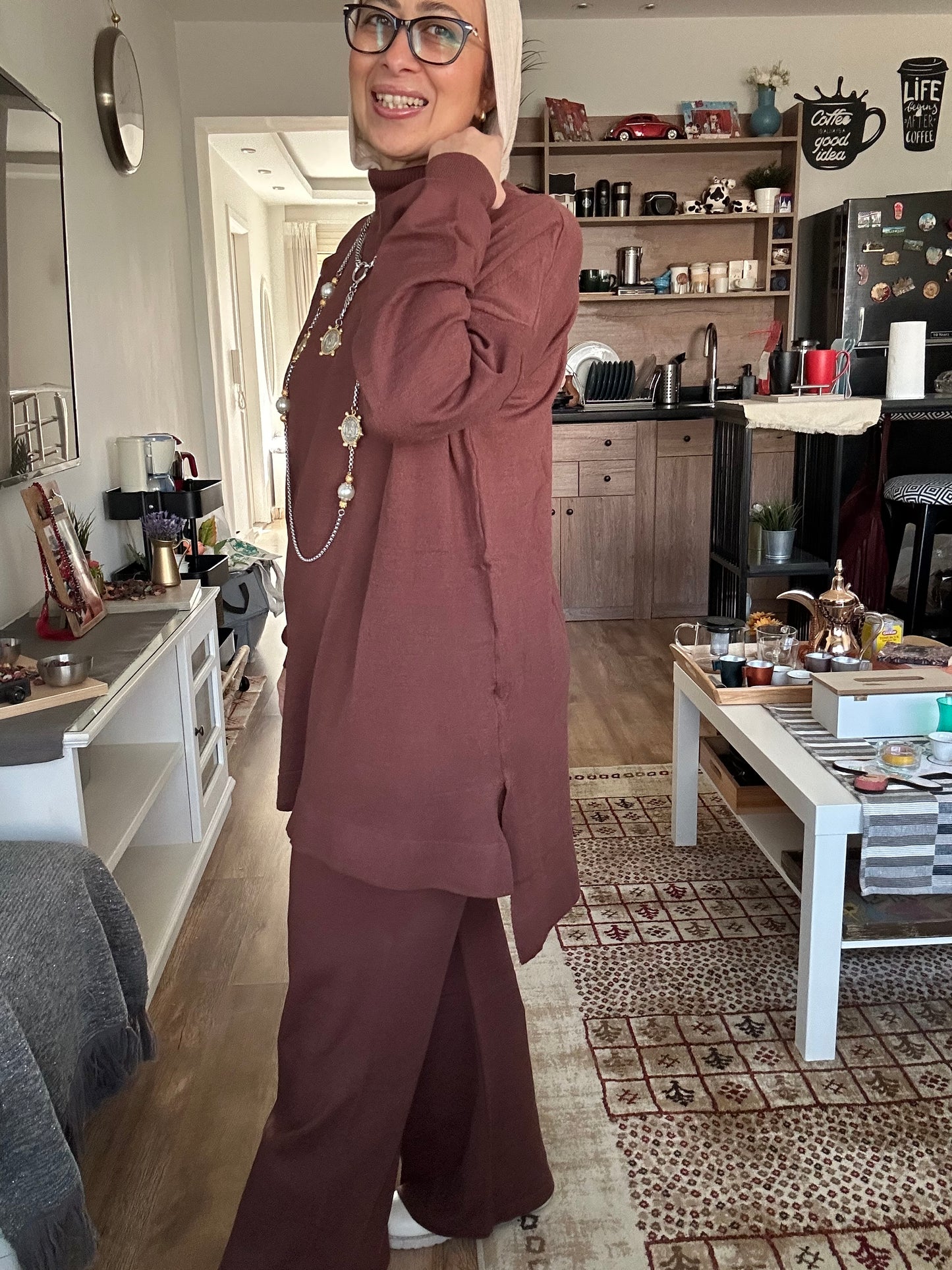 Knitted Love set in chocolate Brown