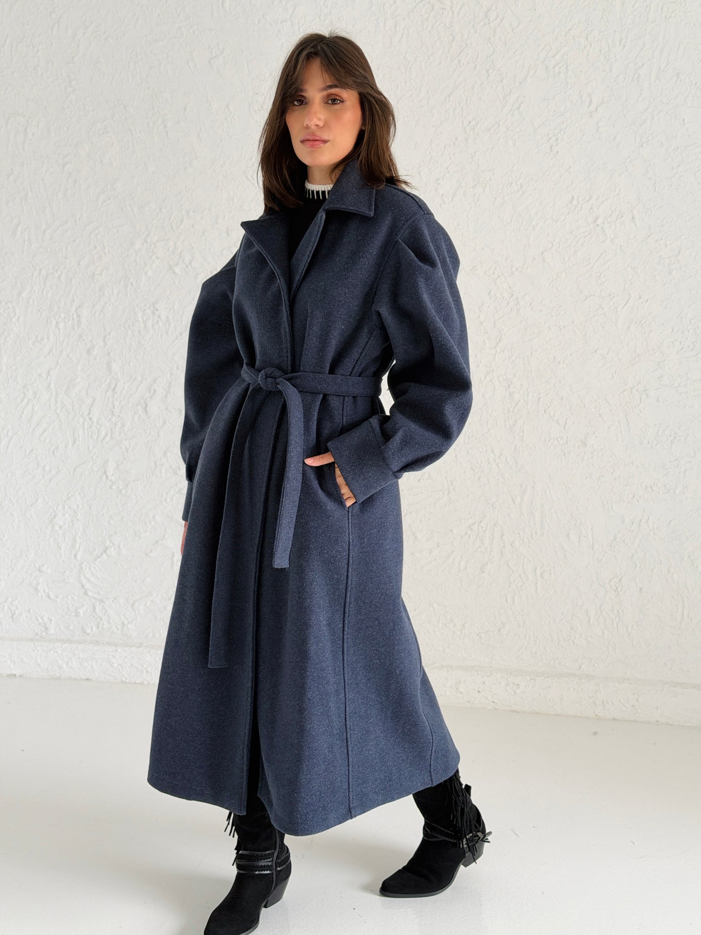 Broad Shoulder wool Coat in Navy
