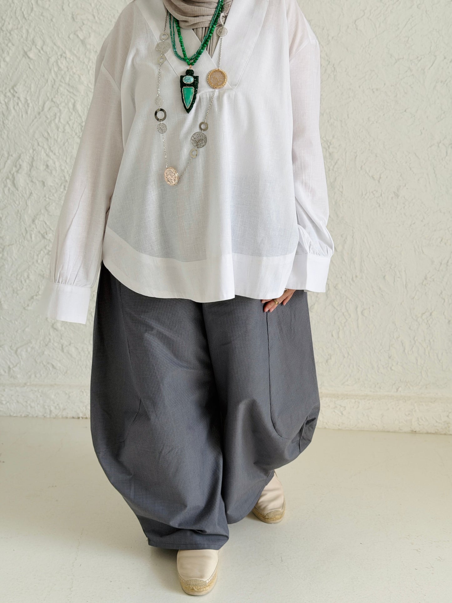 Balloon checked Poplin Pants- Grey 
بنطلون بالون كارو بوبلين - رمادي