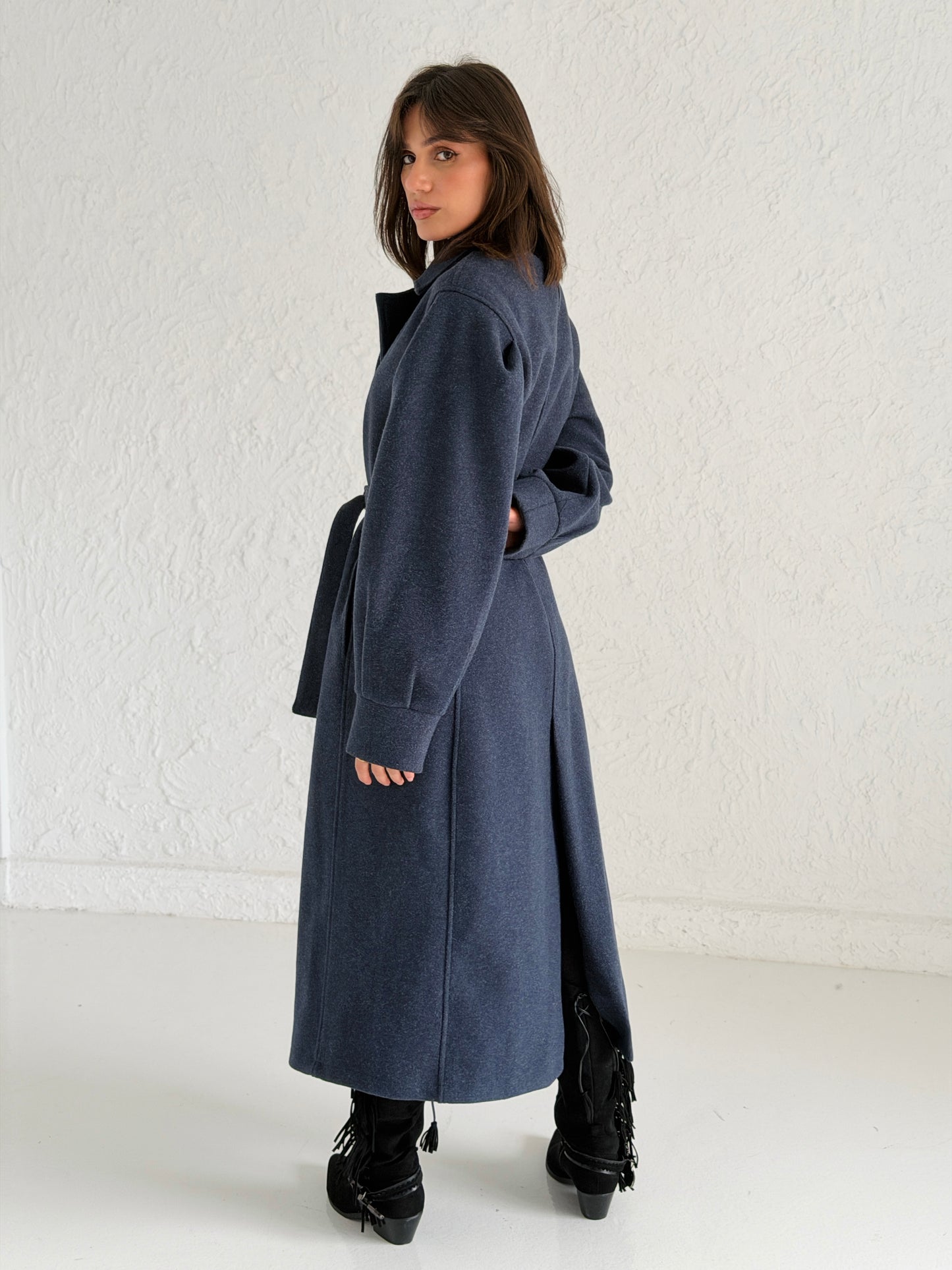 Broad Shoulder wool Coat in Navy