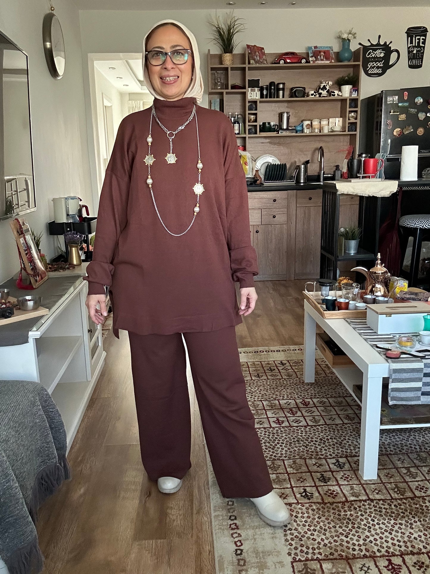 Knitted Love set in chocolate Brown