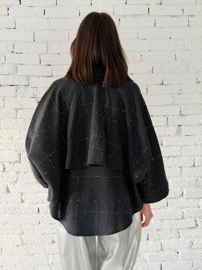 Midnight black silver Cape
