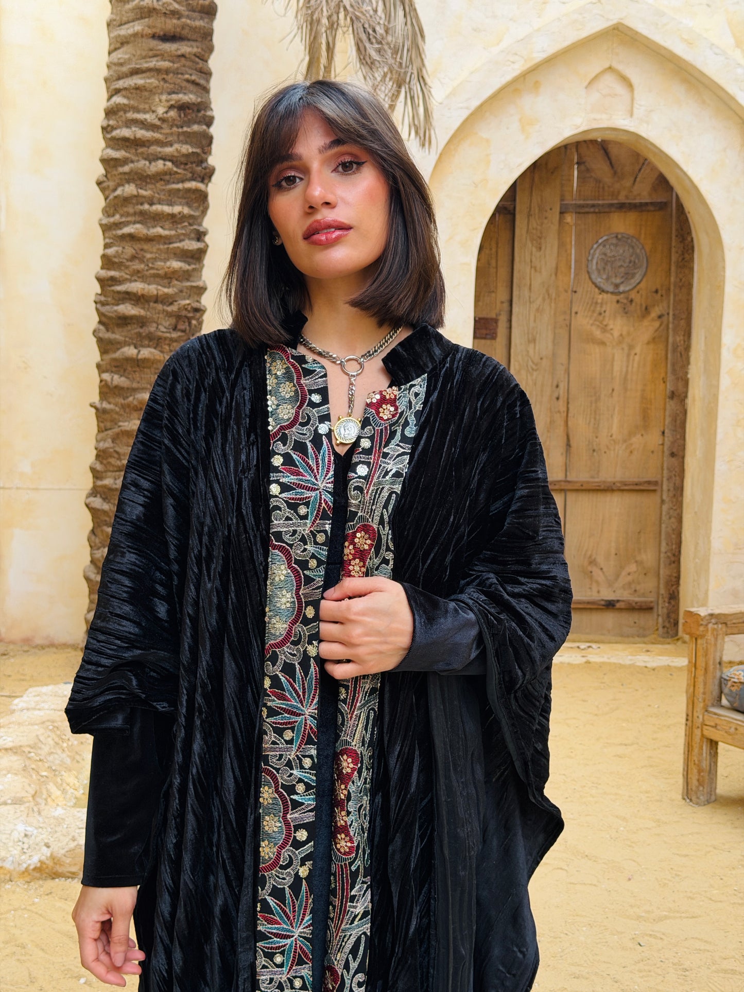 تَجَلِّي — Tagalli Luxury Crushed embroidery Velvet Cape " black "