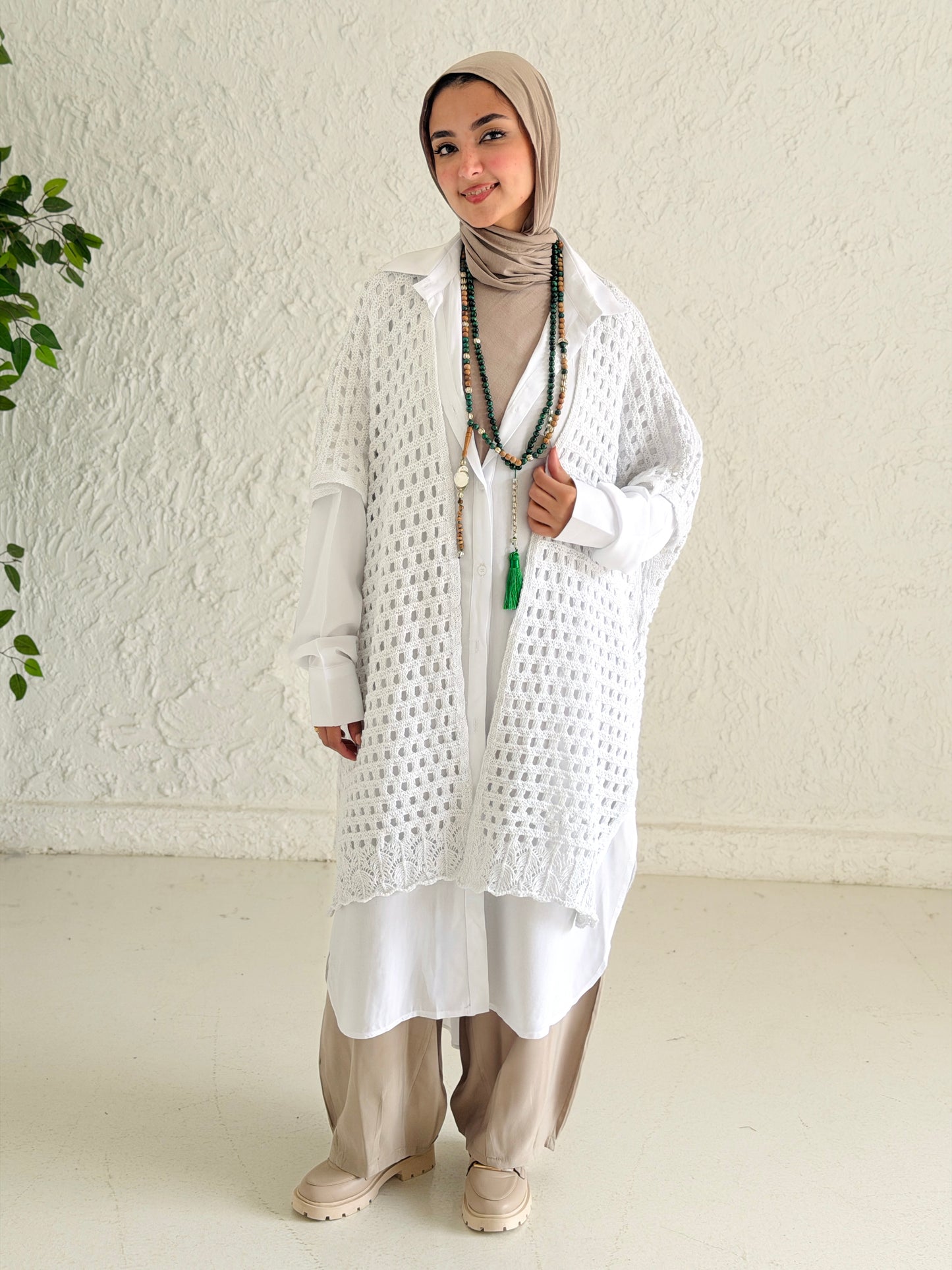 Shimmer Crochet Kimono Vest In White