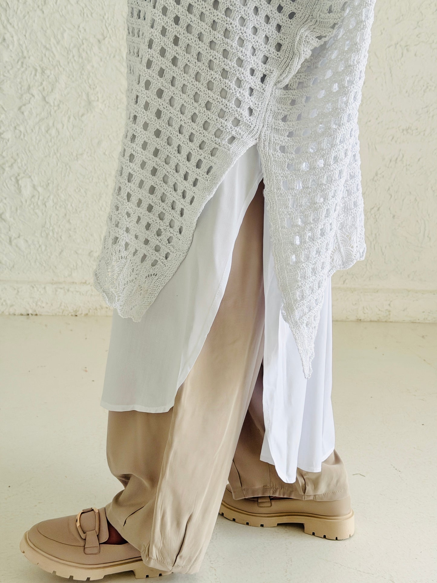 Shimmer Crochet Kimono Vest In White