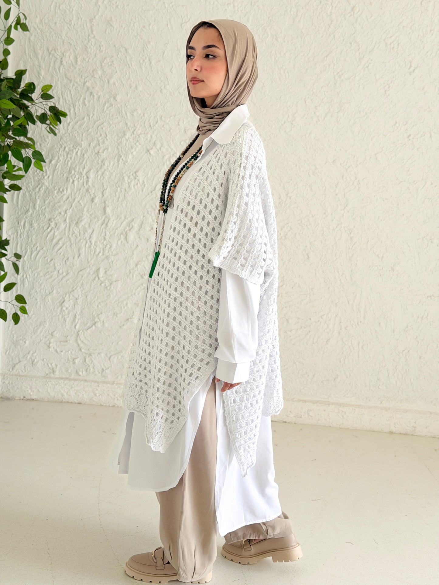 Shimmer Crochet Kimono Vest In White