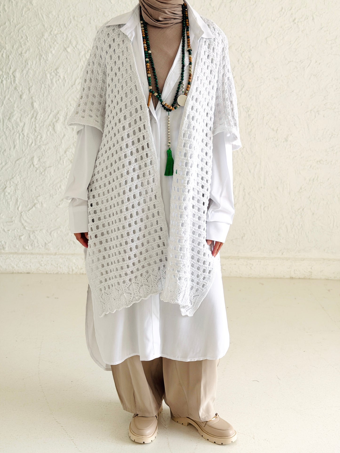 Shimmer Crochet Kimono Vest In White