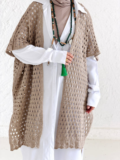 Shimmer Crochet Kimono Vest In Cafe