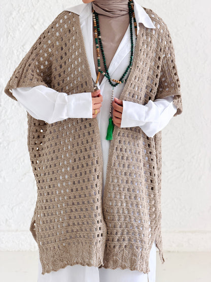 Shimmer Crochet Kimono Vest In Cafe