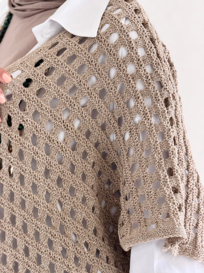 Shimmer Crochet Kimono Vest In Cafe