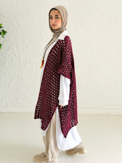 Shimmer Crochet Kimono Vest In Maroon