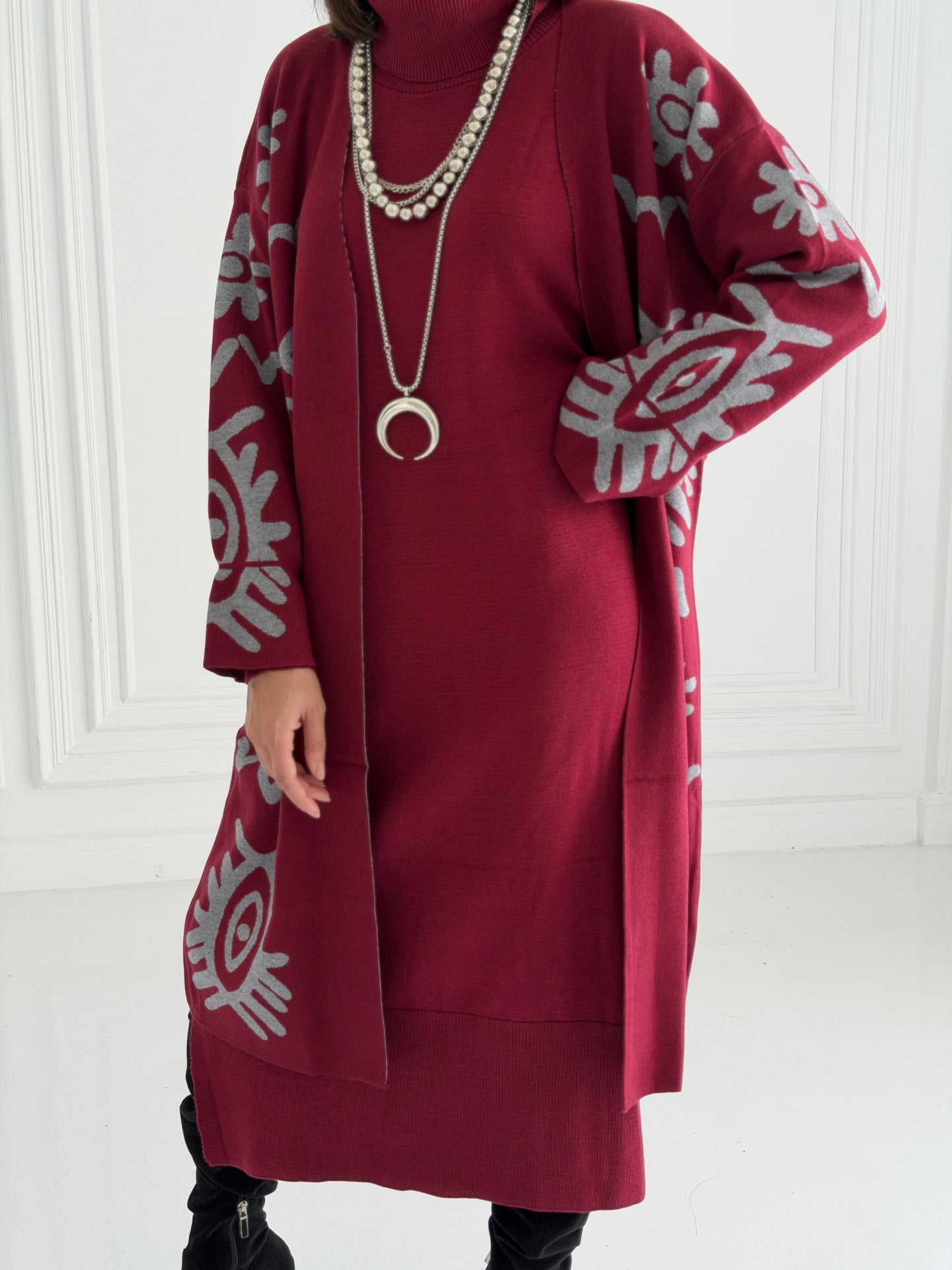 Boho Knitted coat In burgundy