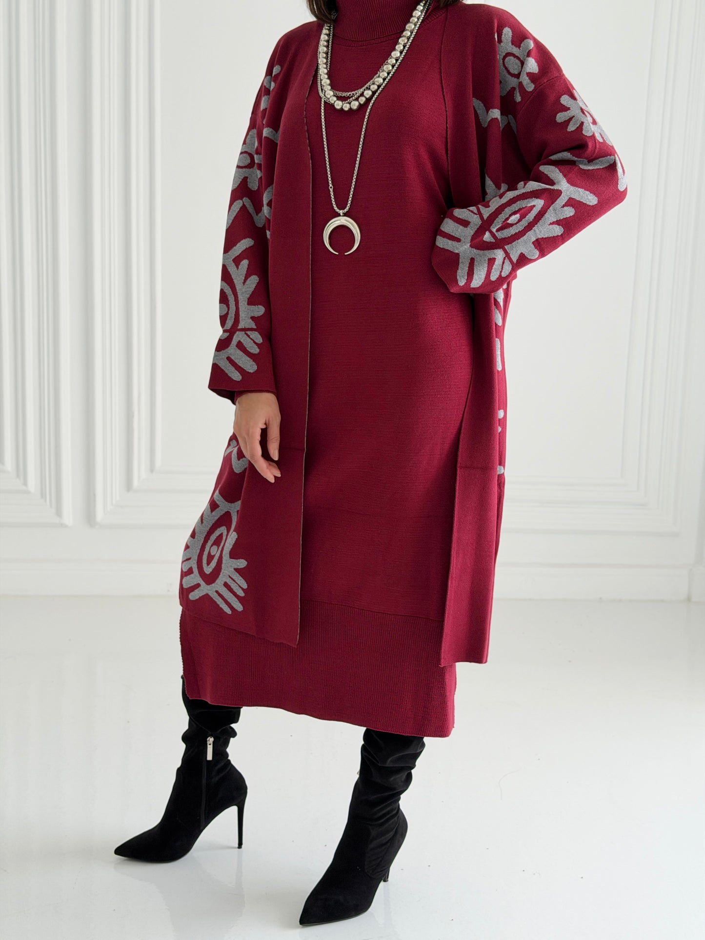 Boho Knitted coat In burgundy