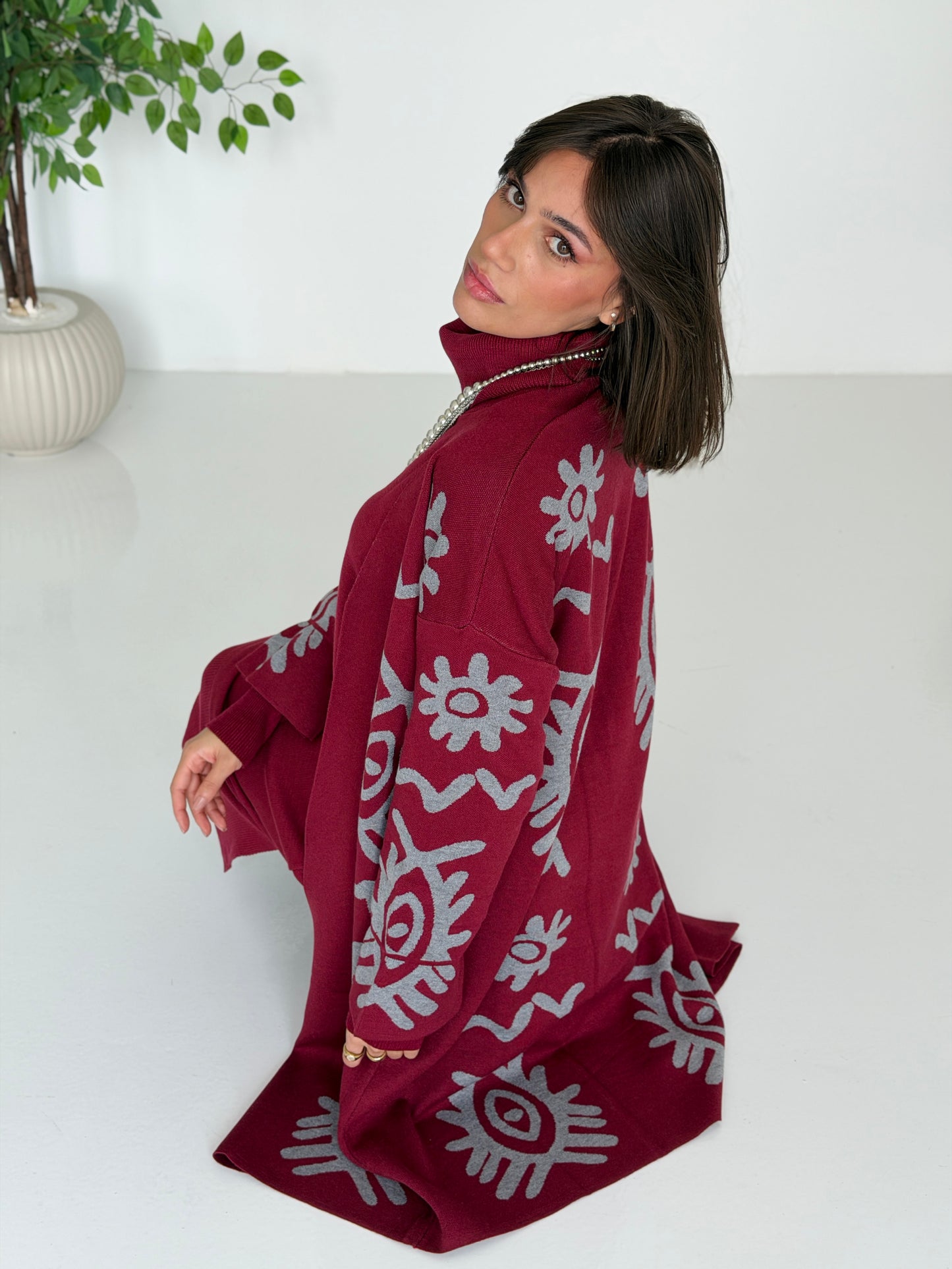Boho Knitted coat In burgundy
