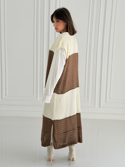 Dual Essence Knit Vest In Brown