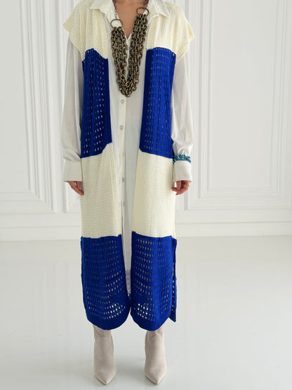 Dual Essence Knit Vest In Royal Blue