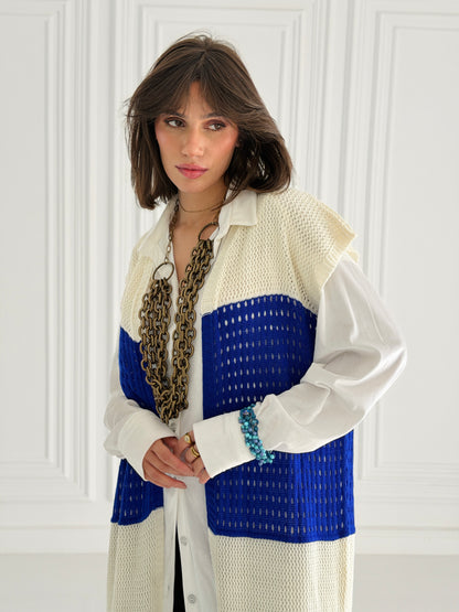 Dual Essence Knit Vest In Royal Blue