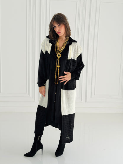 Dual Essence Knit Vest In Black