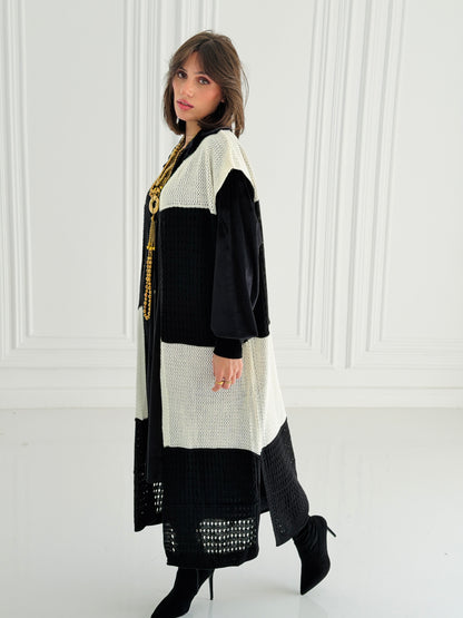 Dual Essence Knit Vest In Black