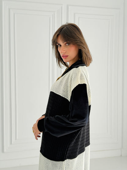 Dual Essence Knit Vest In Black