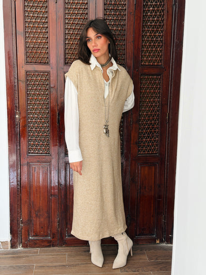 Shimmer Essence Knit Vest In Beige