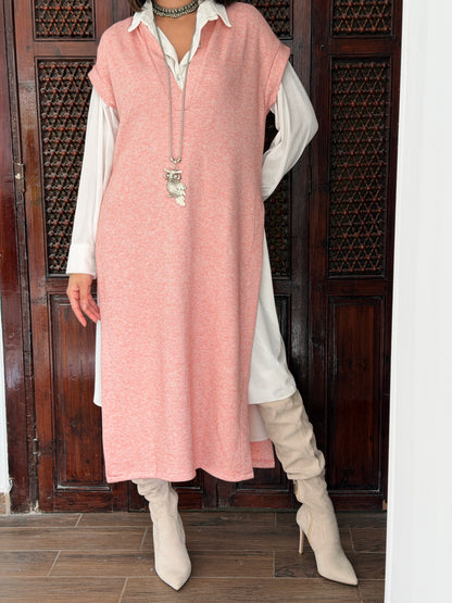 Shimmer Essence Knit Vest In Pink