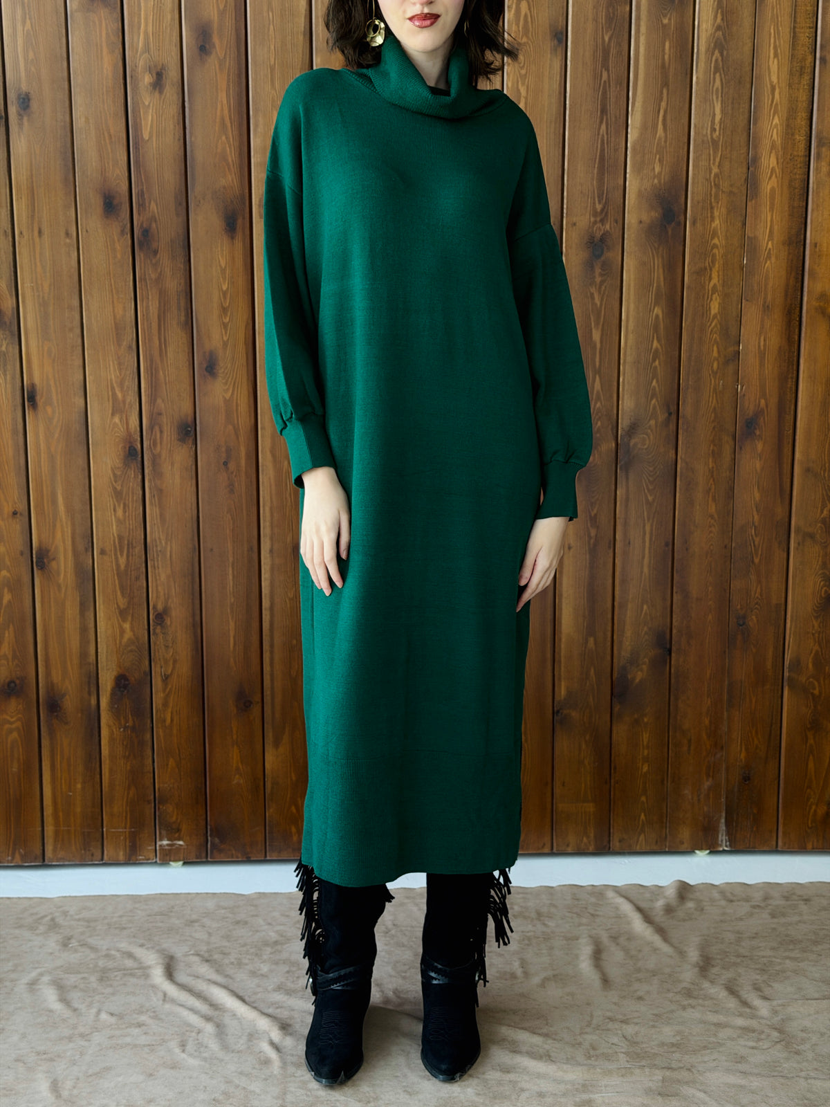 Soft Aura Dress In Emerald Green