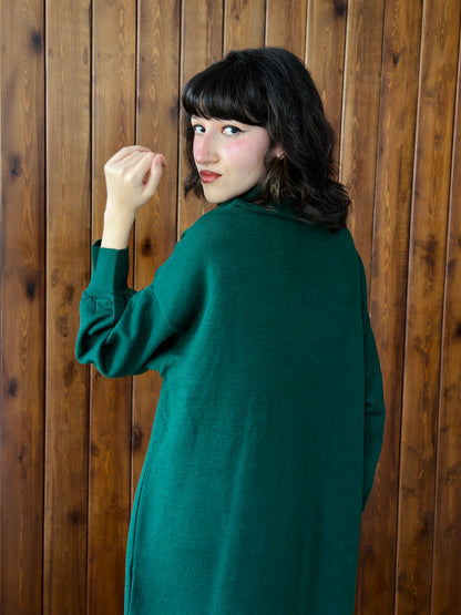 Soft Aura Dress In Emerald Green