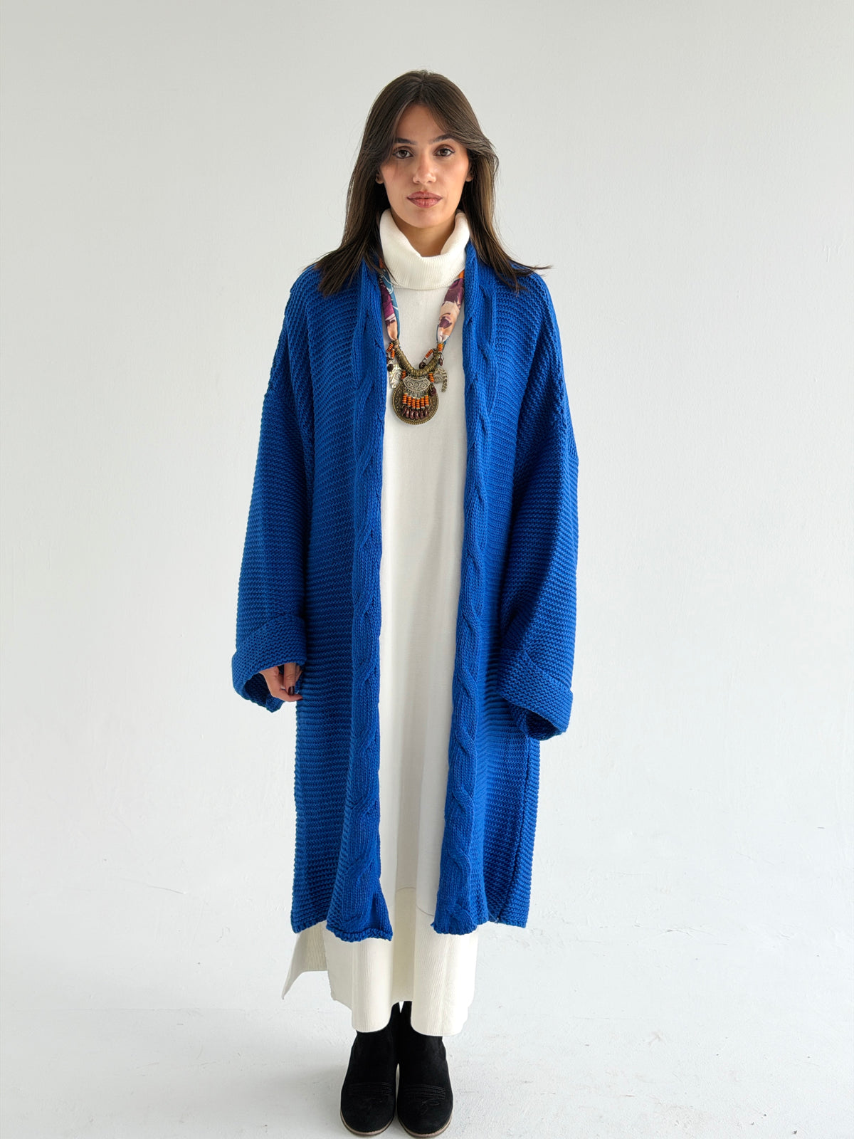 Timeless Knit Cardigan In Royal Blue