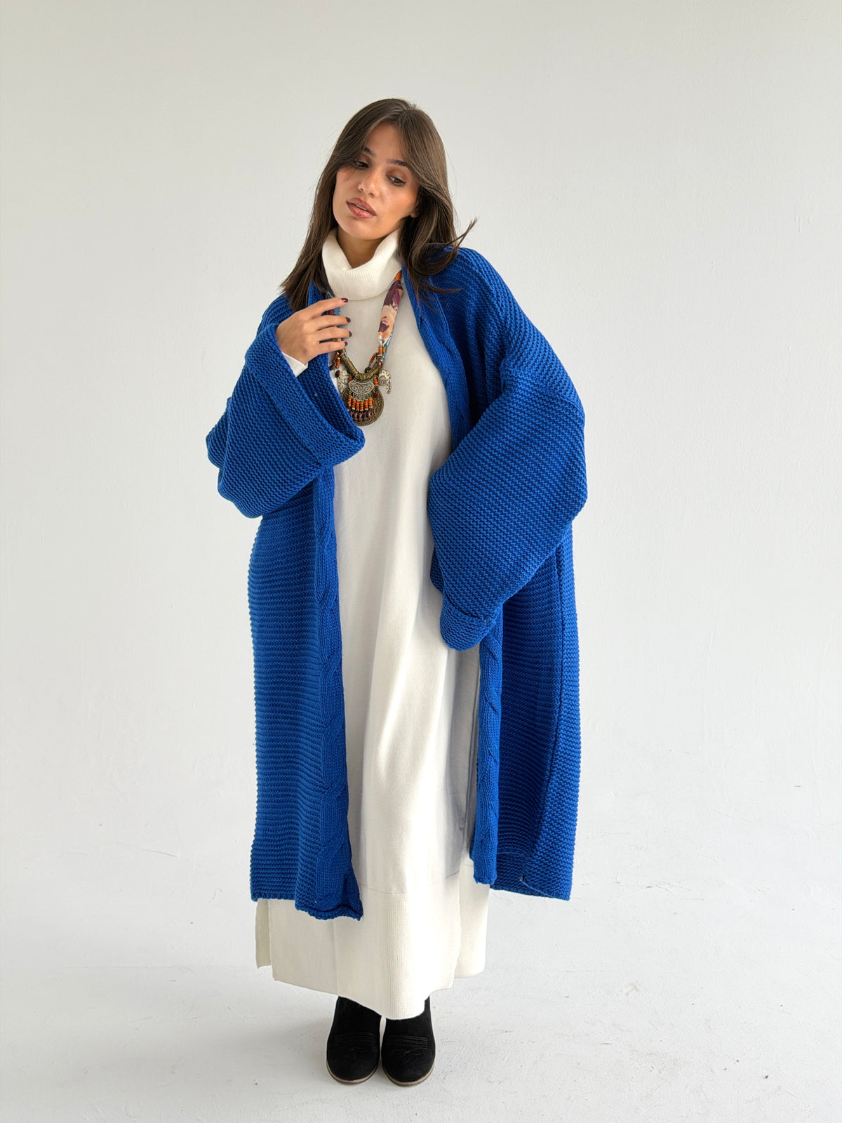 Timeless Knit Cardigan In Royal Blue
