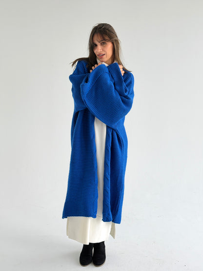 Timeless Knit Cardigan In Royal Blue