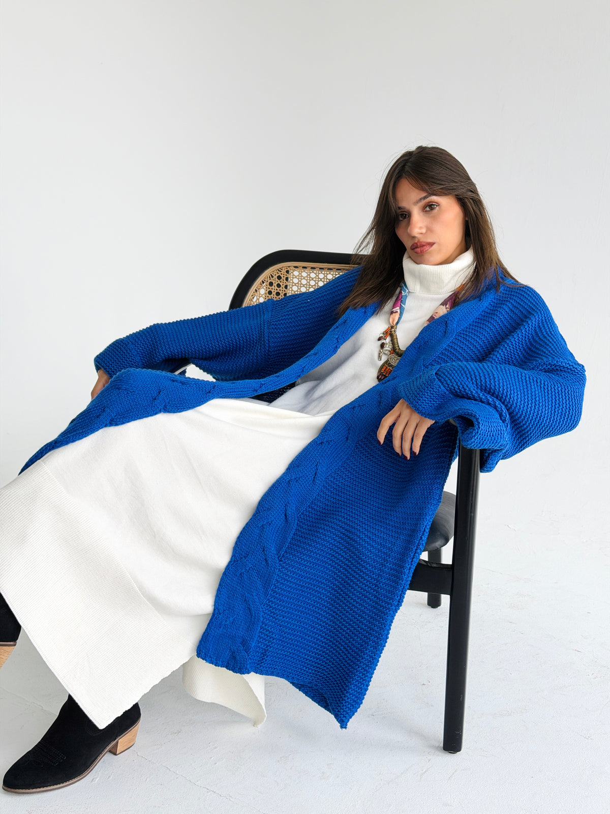 Timeless Knit Cardigan In Royal Blue
