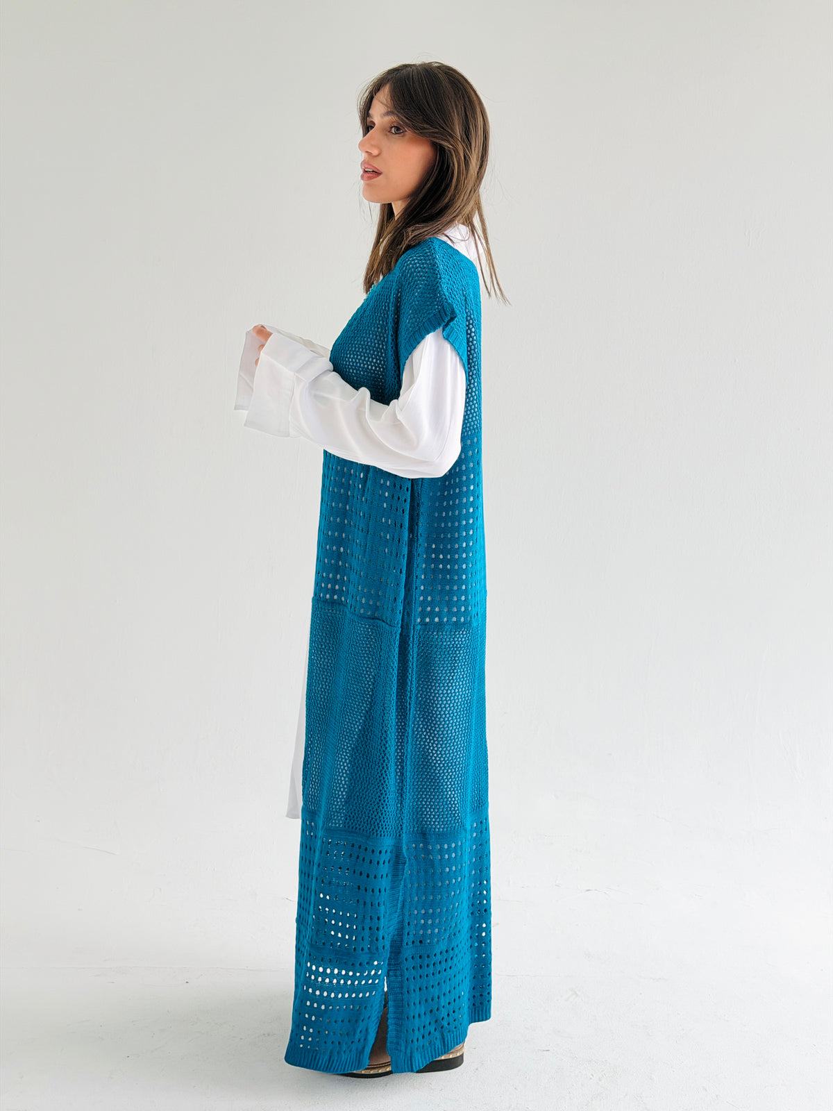 Breeze Light Wool Vest In Petrol Blue