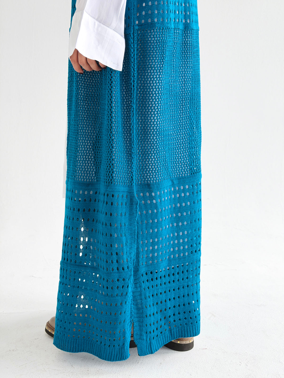 Breeze Light Wool Vest In Petrol Blue