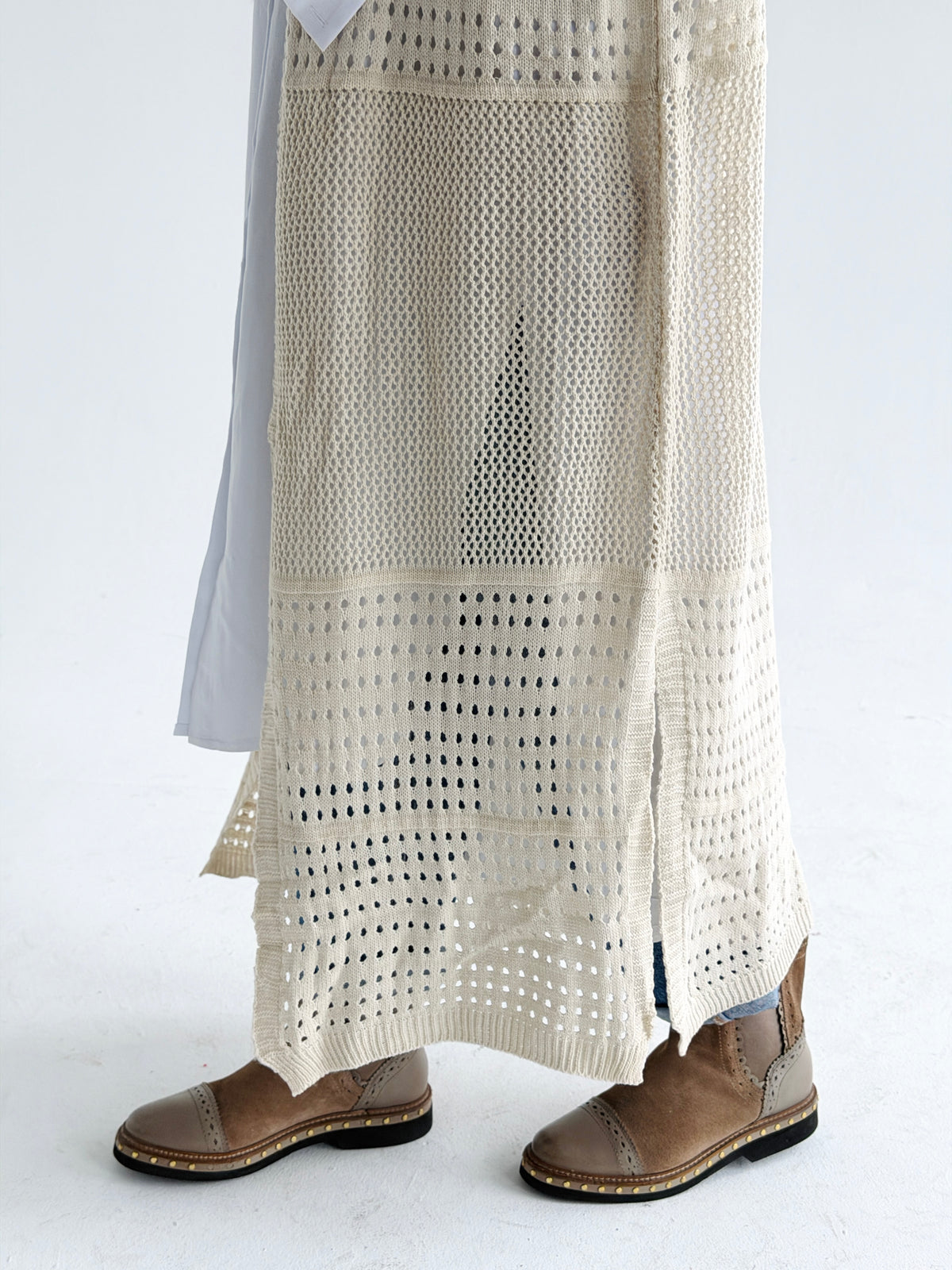 Breeze Light Wool Vest In Beige
