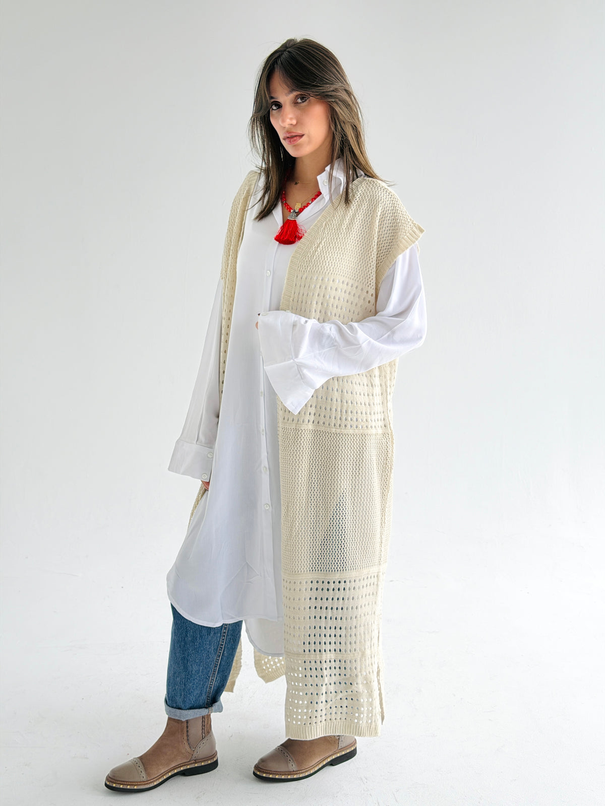 Breeze Light Wool Vest In Beige