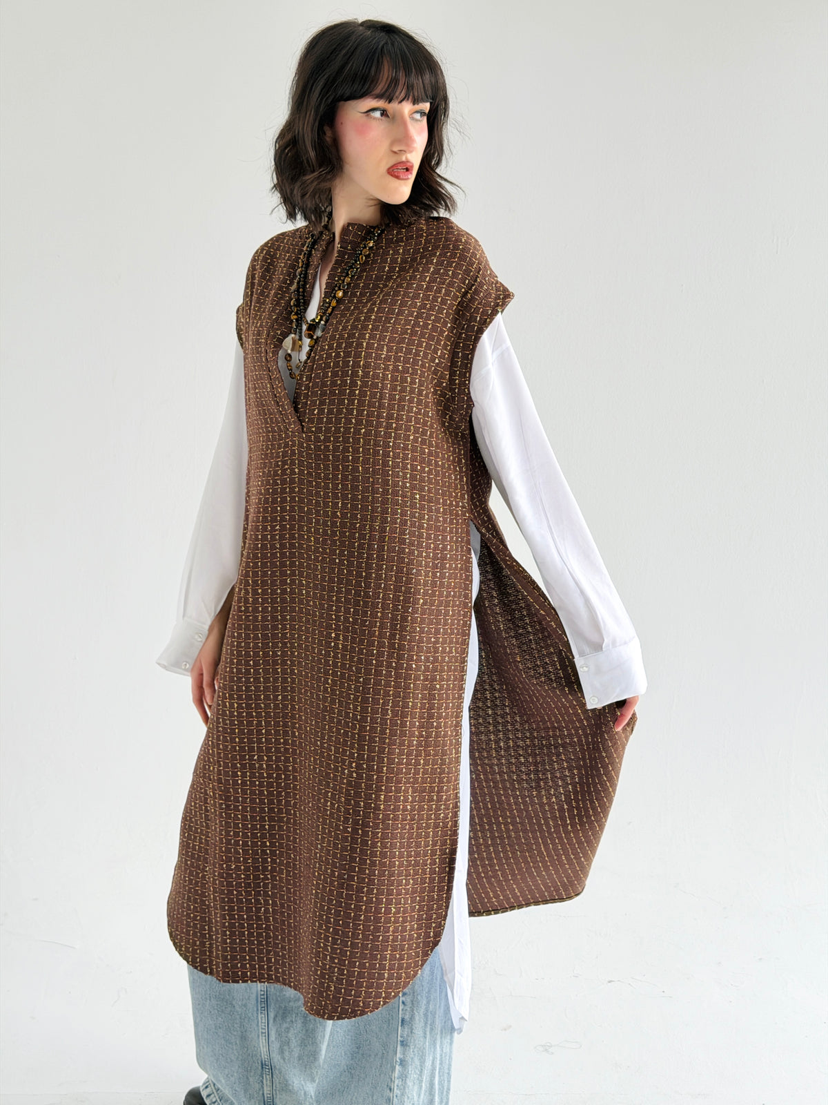 Diva Long Vest In Brown